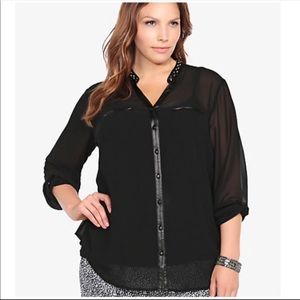 ⚔️TORRID | Blouse with Studded Collar ⚔️
